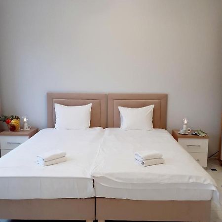 Willa Na Bielanach Appartement Bielany Wrocławskie Buitenkant foto