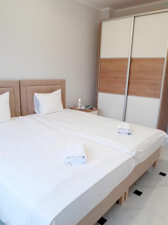 Willa Na Bielanach Appartement Bielany Wrocławskie Buitenkant foto